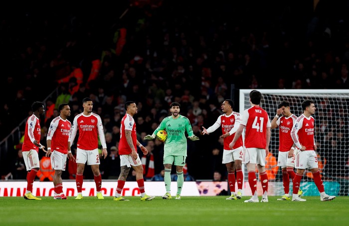 Arsenal Gagal Patahkan Rekor Chelsea, John Terry Happy