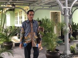 Bupati Sleman Jadi Saksi Korupsi Hibah Pariwisata, Sultan HB X: Berposes Saja