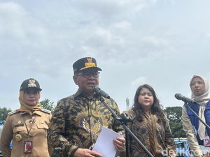 Pram Cek Pengerukan Kali di Jakbar: Kemungkinan Besok Curah Hujan Tinggi