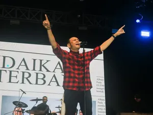 Video: Pemakaman Lucky Widja