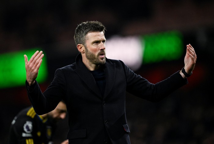 Soccer Football - Premier League - Arsenal v Manchester United - Emirates Stadium, London, Britain - January 25, 2026 Manchester United manager Michael Carrick celebrates after the match REUTERS/Dylan Martinez EDITORIAL USE ONLY. NO USE WITH UNAUTHOR