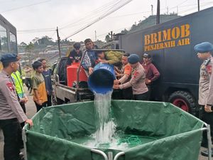 Polres Purbalingga Hadirkan Mobil Penjernih Air untuk Korban Bencana