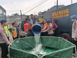 Polres Purbalingga Hadirkan Mobil Penjernih Air untuk Korban Bencana