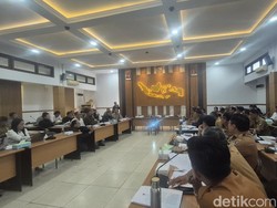 Camat-Perbekel Usulkan Mola-Mola Jadi Maskot Klungkung