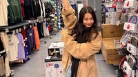Gemas! Shin Min Ah Pamer Foto Bulan Madu di Spanyol Bareng Kim Woo Bin