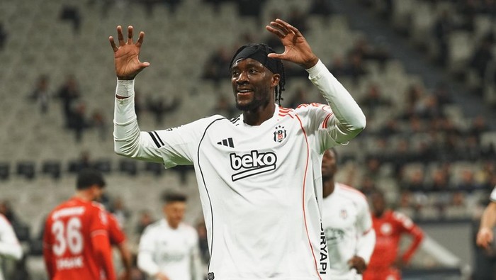Besiktas Tebus Abraham dari Roma, Jual Lagi ke Aston Villa