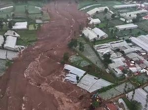 DVI Polda Jabar Identifikasi 34 Korban Longsor Cisarua