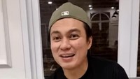 Baim Wong Seru-seruan Makan Soto di Blok M hingga Nasi Padang di PIK