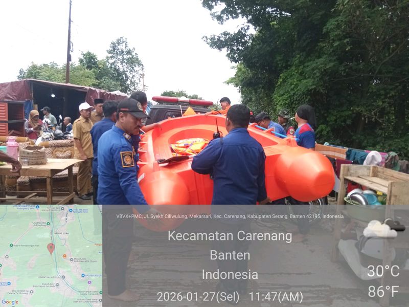 BPBD Serang Regency stellte fest, dass eine Reihe von Gebieten immer noch von Überschwemmungen betroffen seien. In den Distrikten Carenang und Binuang soll der Wasserstand 1,2 Meter erreicht haben. (BPBD-Dokument, Bezirk Serang)