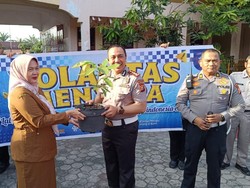 Polantas di Riau Masuk SD, Edukasi Green Policing dan Aman Berlalu Lintas