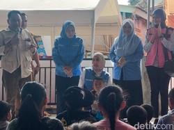 Tawa Anak-anak Korban Longsor Cisarua di Tengah Trauma
