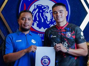 Arema FC Datangkan Gianluca Pandeynuwu dari Persis Solo