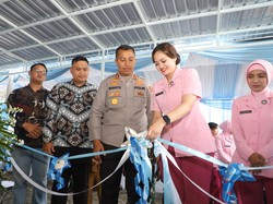 Layani 3 Ribu Siswa, SPPG II Polres Kediri di Plosoklaten Resmi Beroperasi