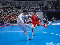 Keunggulan tersebut kian meningkatkan kepercayaan diri pasukan Hector Souto. Serangan demi serangan terus dilancarkan, memaksa kiper Korea Selatan, Jeong Jooho, bekerja keras di bawah mistar. Indonesia akhirnya menggandakan keunggulan pada menit ke-11 melalui tembakan mendatar Rio Pangestu yang mengarah ke sisi kanan gawang dan tak mampu dibendung kiper lawan.