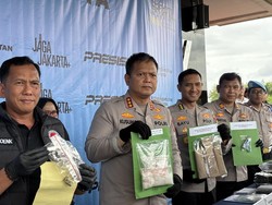 Polisi Tangkap 6 Pengedar Narkoba di Bekasi, Sita 686,21 Gram Sabu-Senpi