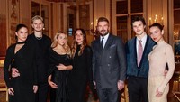 8 Potret Kekompakan Keluarga Beckham Setelah Curhatan Bombastis Brooklyn