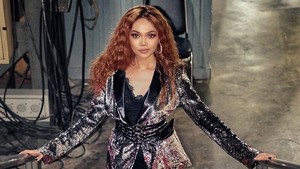 Tepuk Tangan! Persona Rina Nose Total Banget Buat Impersonate Selebritas