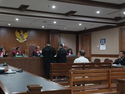 Terdakwa Kasus Korupsi Kredit LPEI Didakwa Rugikan Negara Rp 1,8 Triliun