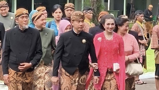 Wapres Gibran dan PB XIV Mangkubumi Hadiri Tingalan Jumenengan ke-4 Mangkunegara X