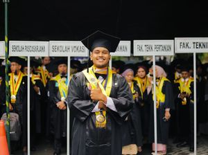 Lulus S2 Kurang dari 2 Tahun, Aji Wikandaru Raih IPK 4.00 di UGM