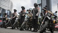 img-title