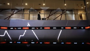 Wahai Ritel! IHSG Junam 3%, Sudah Cut Loss Atau Masih Nyangkut?