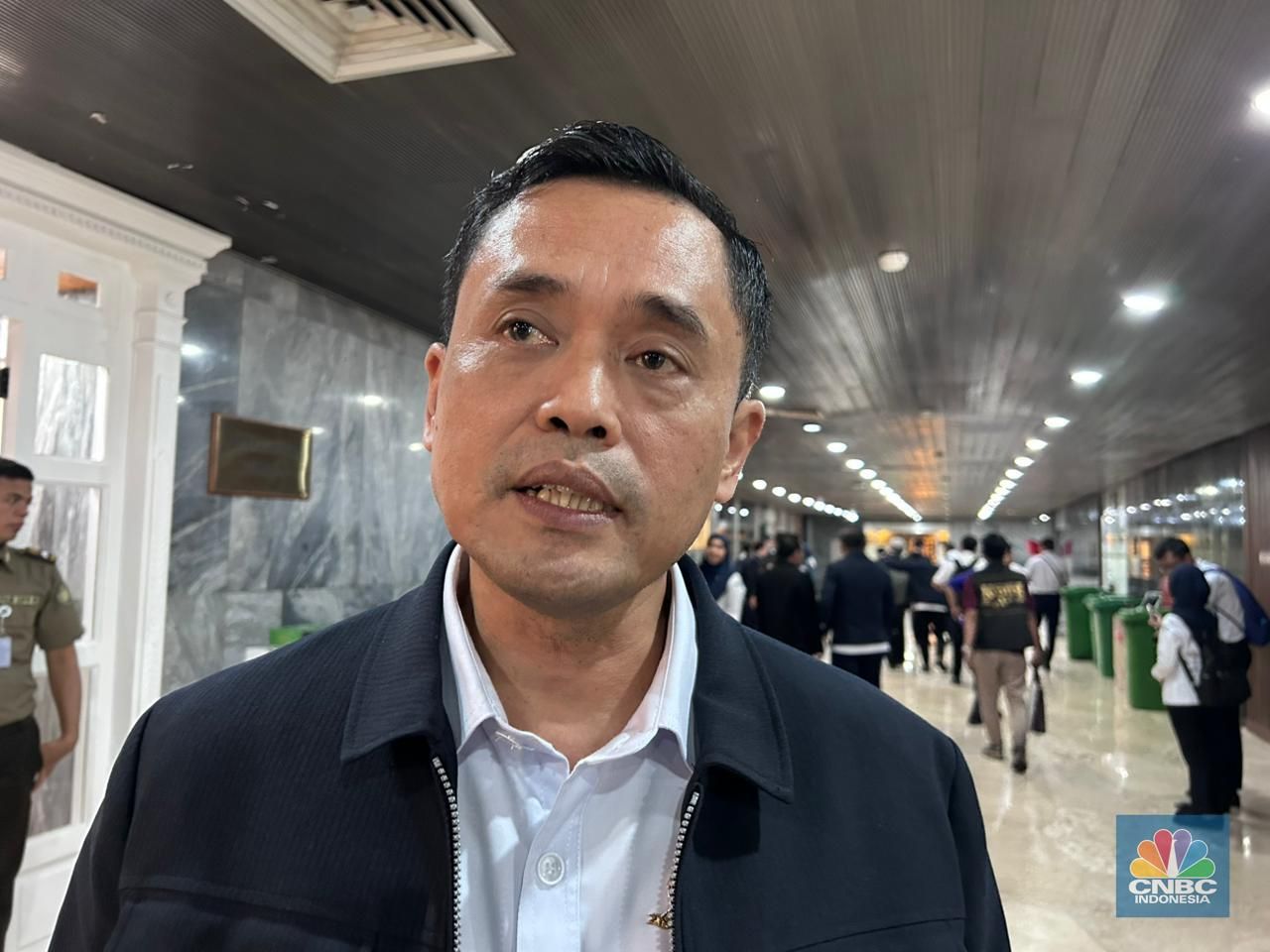 Deputi Bidang Modifikasi Cuaca BMKG, Tri Handoko Seto saat ditemui di Kompleks Parlemen, Jakarta, Rabu (28/1/2026). (/Martyasari Rizky)