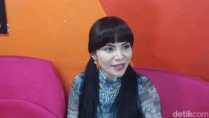 Video: Cerita Dinar Candy yang Pernah Ditawari Narkoba Saat Manggung