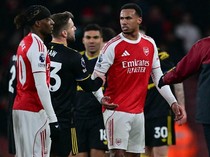 Viral Video Gabriel Tolak Salaman dengan Maguire, Dicap Pecundang