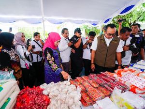 Jelang Ramadan, Khofifah Gelar Pasar Murah Tekan Harga-Kendalikan Inflasi