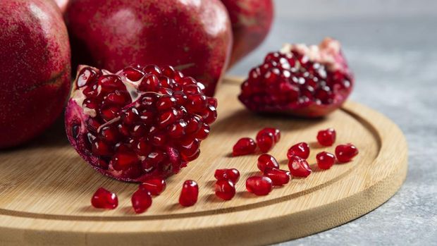 Ilustrasi Buah Delima