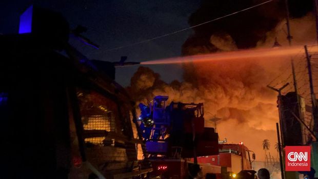 Kebakaran Pabrik PT Garuda Mas Perkasa, Medan, Rabu, 28 Januari 2026