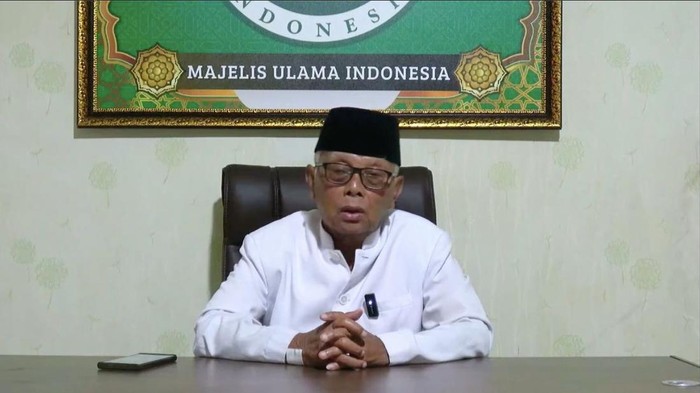 Ketum MUI Panggil Umat Berhenti Sering Bencana