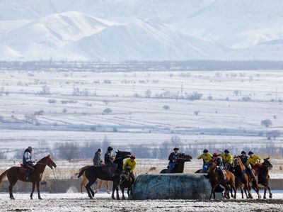 Olahraga Tradisional Kok-Boru Hidupkan Warisan Budaya Asia Tengah