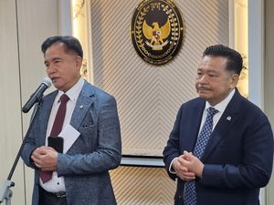 Yusril soal Adies Kadir Jadi Calon Hakim MK: Sepenuhnya Kewenangan DPR