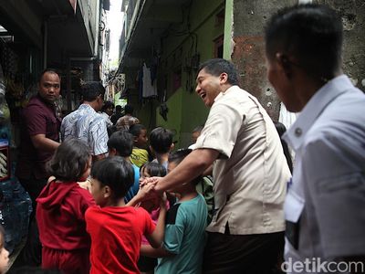 Menteri Maruarar Kunjungi Permukiman Padat Penduduk Menteng Tenggulun