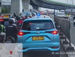 Ada Mobil Mogok, Lalin di Kebayoran Lama ke Pakubuwono Macet