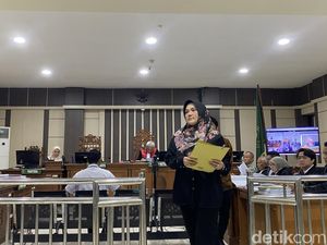 Jadi Saksi Sidang, Eks Bupati Sri Mulyani Sebut Pengelolaan Plaza Klaten di Sekda