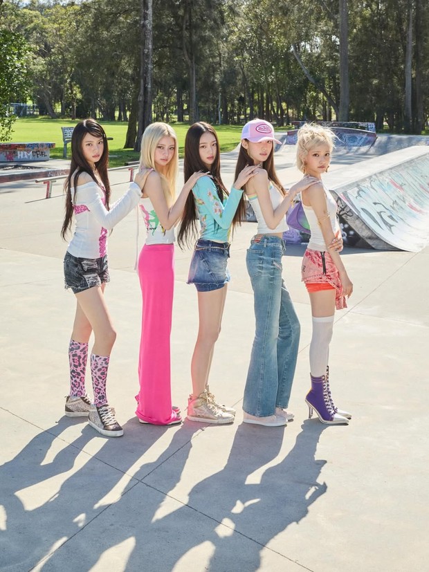 KiiiKiii menyambut tahun baru melalui lagu '404 (New Era)' yang berisikan tentang perasaan antusias menyambut era baru dengan penuh harapan.