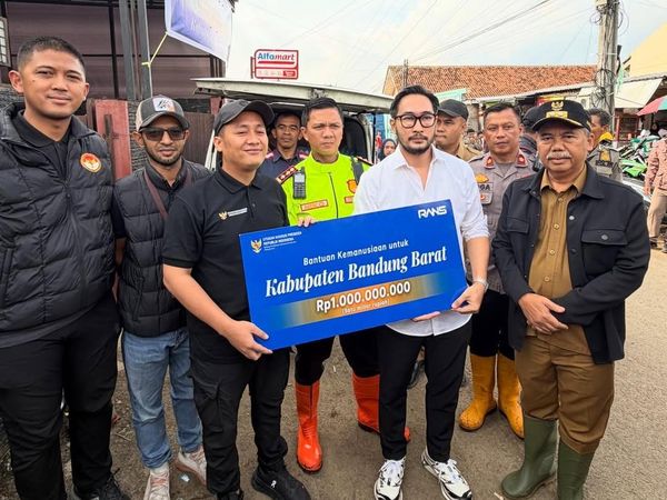 Raffi Ahmad Masih di LN, Kirim Rp 1 M ke Jeje Buat Korban Longsor Bandung Barat