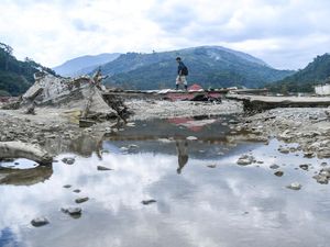 Terisolir Pascabanjir, Desa Agusen Gayo Lues Belum Berlistrik