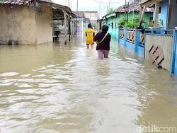 Banjir Rendam 8 Kecamatan di Subang, 8.000 Warga Ngungsi