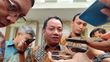 Berita dari Detik Finance: ESDM Siapkan Revisi Harga Mineral Acuan, Ini Bocorannya