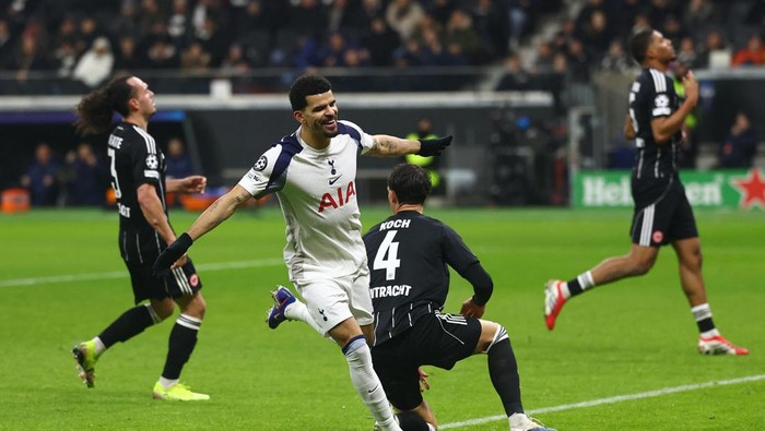 Frankfurt Vs Tottenham: The Lilywhites Finis Empat Besar