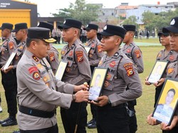 Polda Riau Pecat 12 Polisi Nakal, Kapolda: Tak Ada Toleransi untuk Narkoba