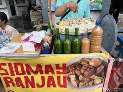 Kata Tukang Siomay Kaki Lima soal Isu Ikan Sapu-sapu Jadi Bahan Adonan