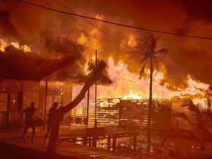 Mess Bank Papua-Kantor Dinas Pendidikan Asmat Terbakar, Sempat Ada Ledakan