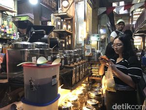 Berburu Kopi di Antara Kios Jamu Pasar Beringharjo Jogja