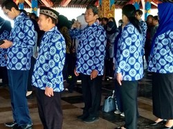 ASN Pemkab Lombok Barat Wajib Pakai Batik Khas Daerah Tiap Kamis