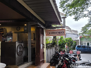 Legenda Kuliner Bandung: Roti Gempol yang Bertahan Melintasi Zaman